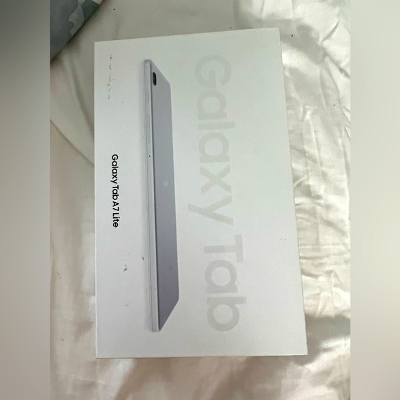 Galaxy Tab A7 Lite - Picture 1 of 7